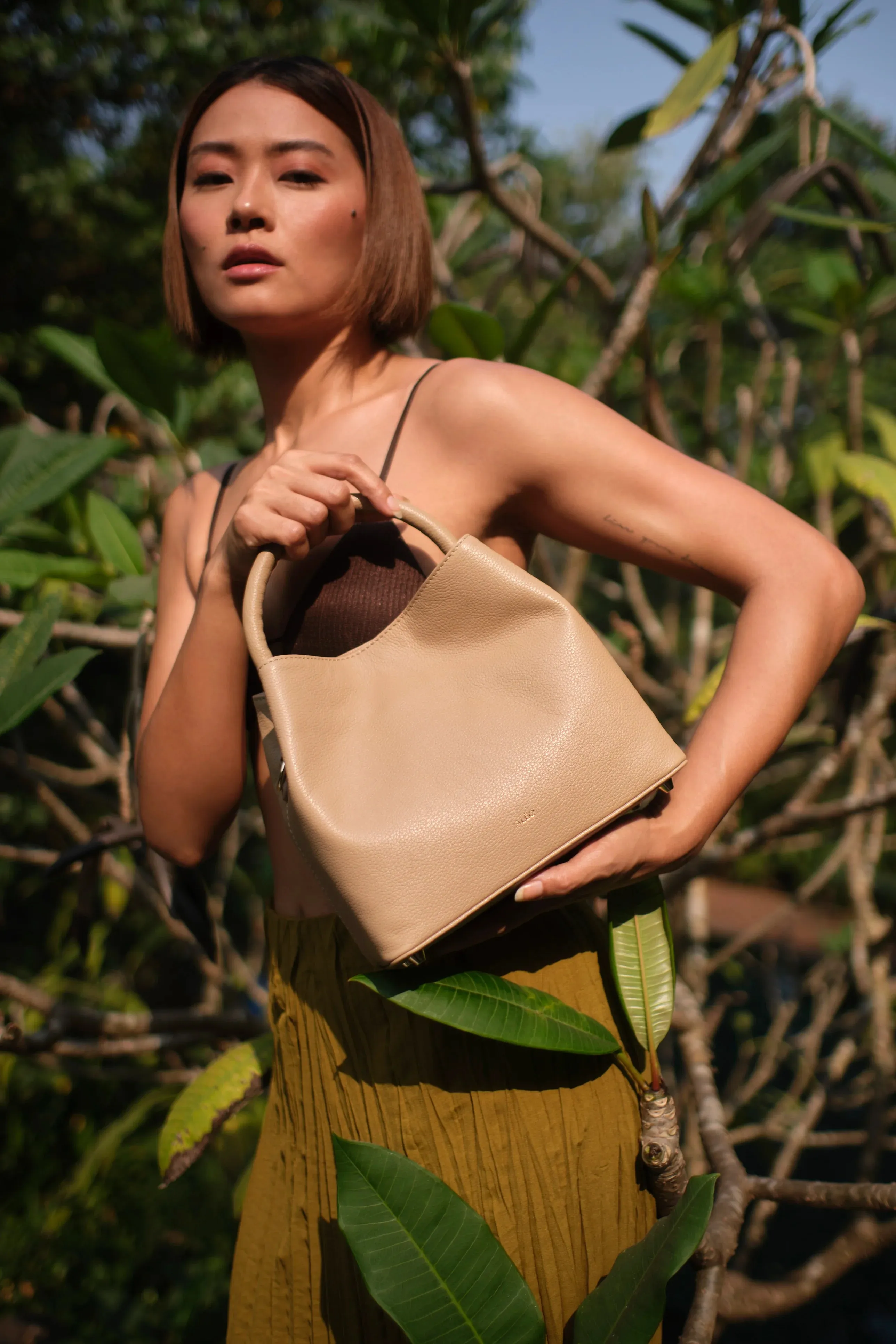 ALEO BON BON LEATHER BAG TAUPE