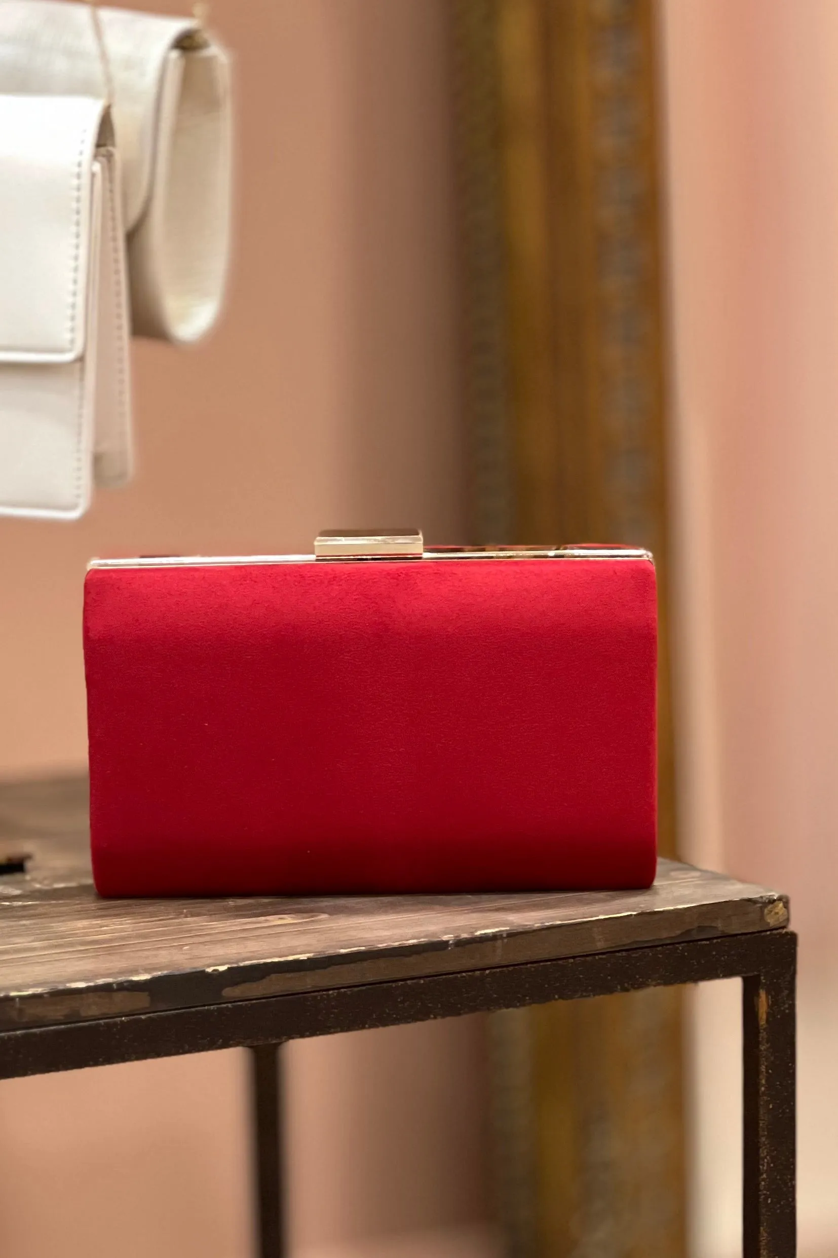 Basic Clutch - Red