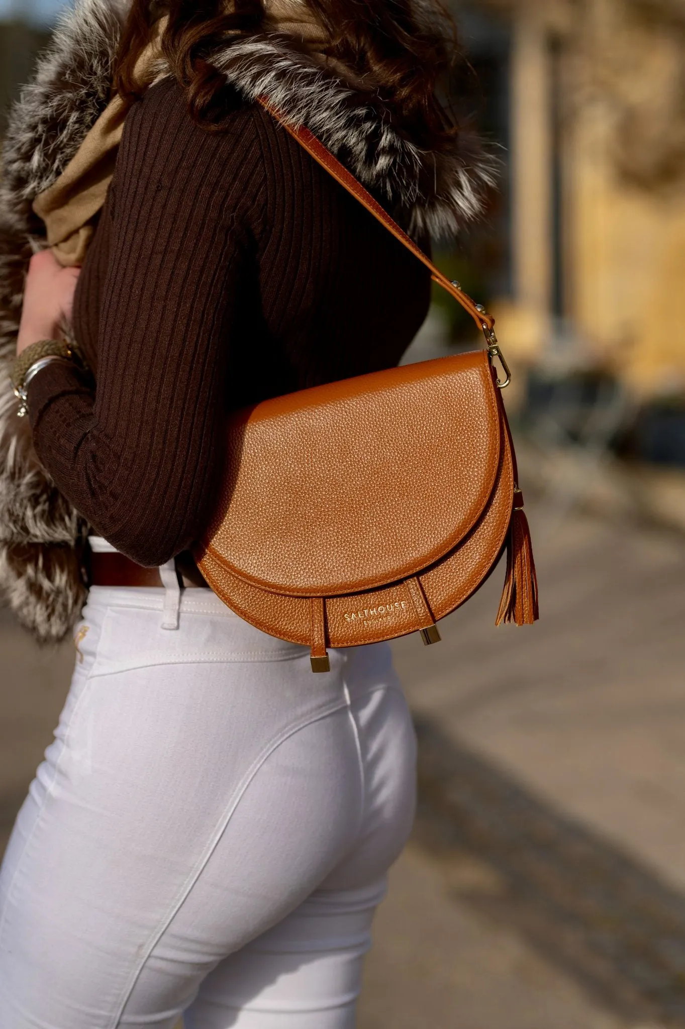 Floriana Grande Saddle Bag - Tan