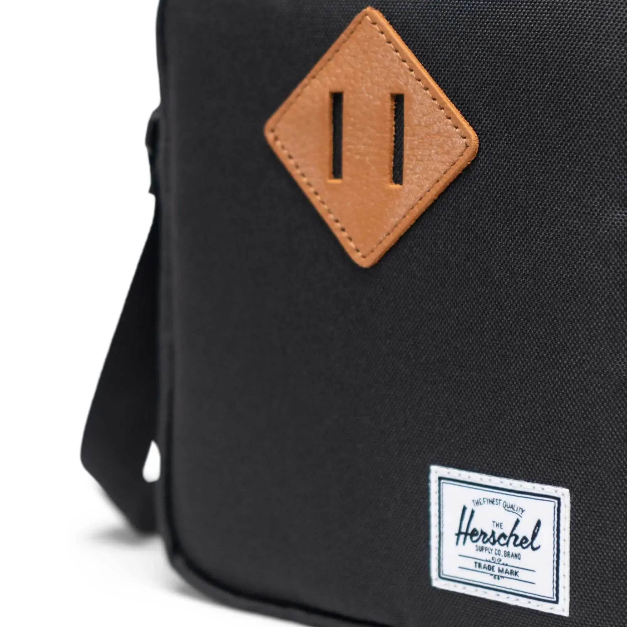 Herschel Heritage Crossbody - Black