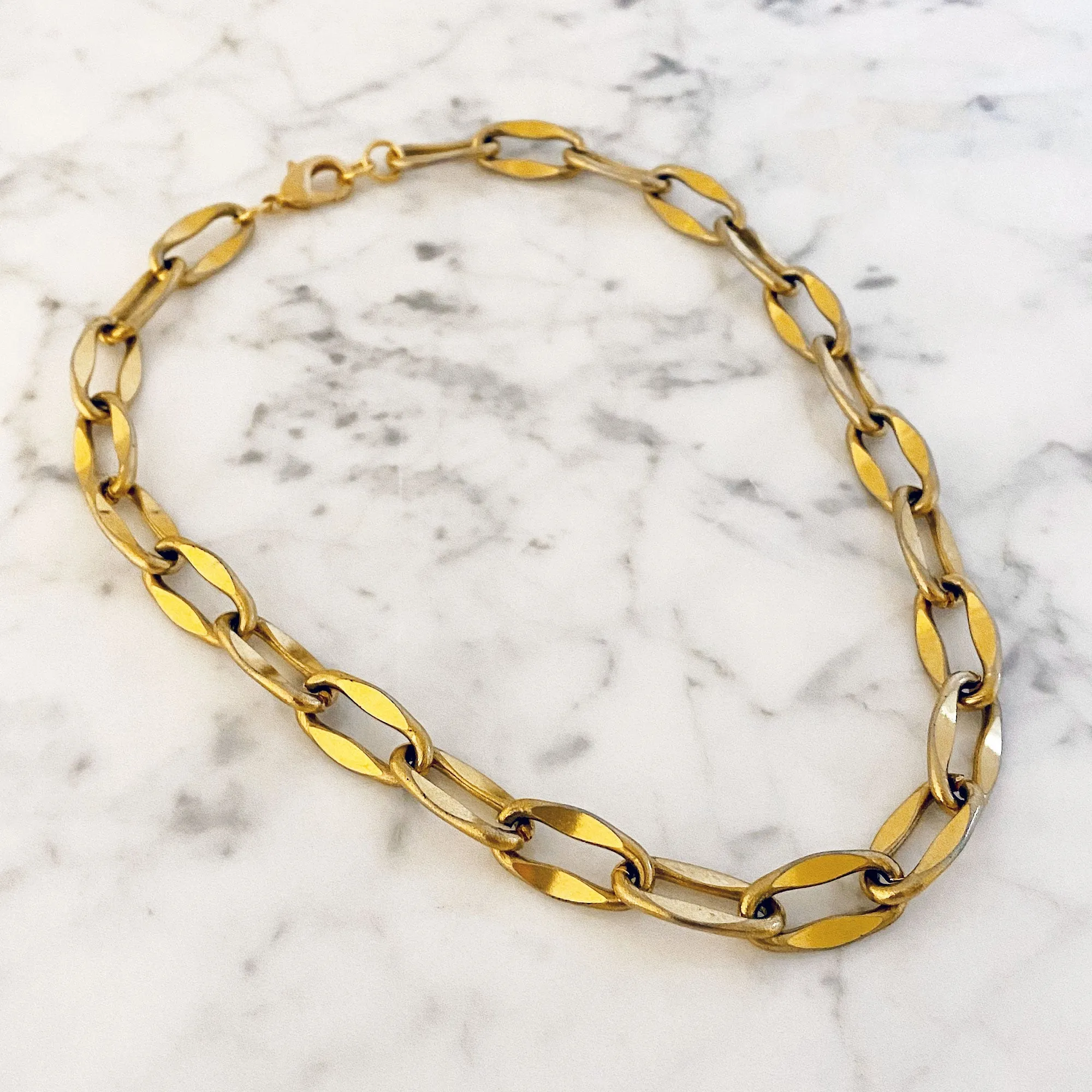 WARWICK elongated link gold chain necklace