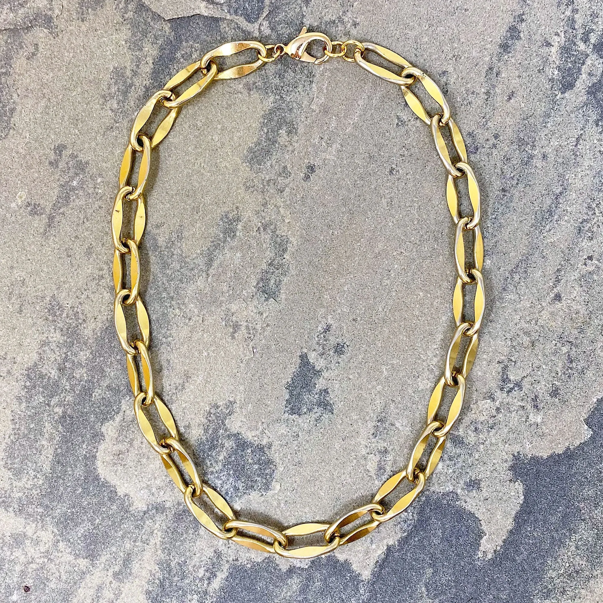 WARWICK elongated link gold chain necklace