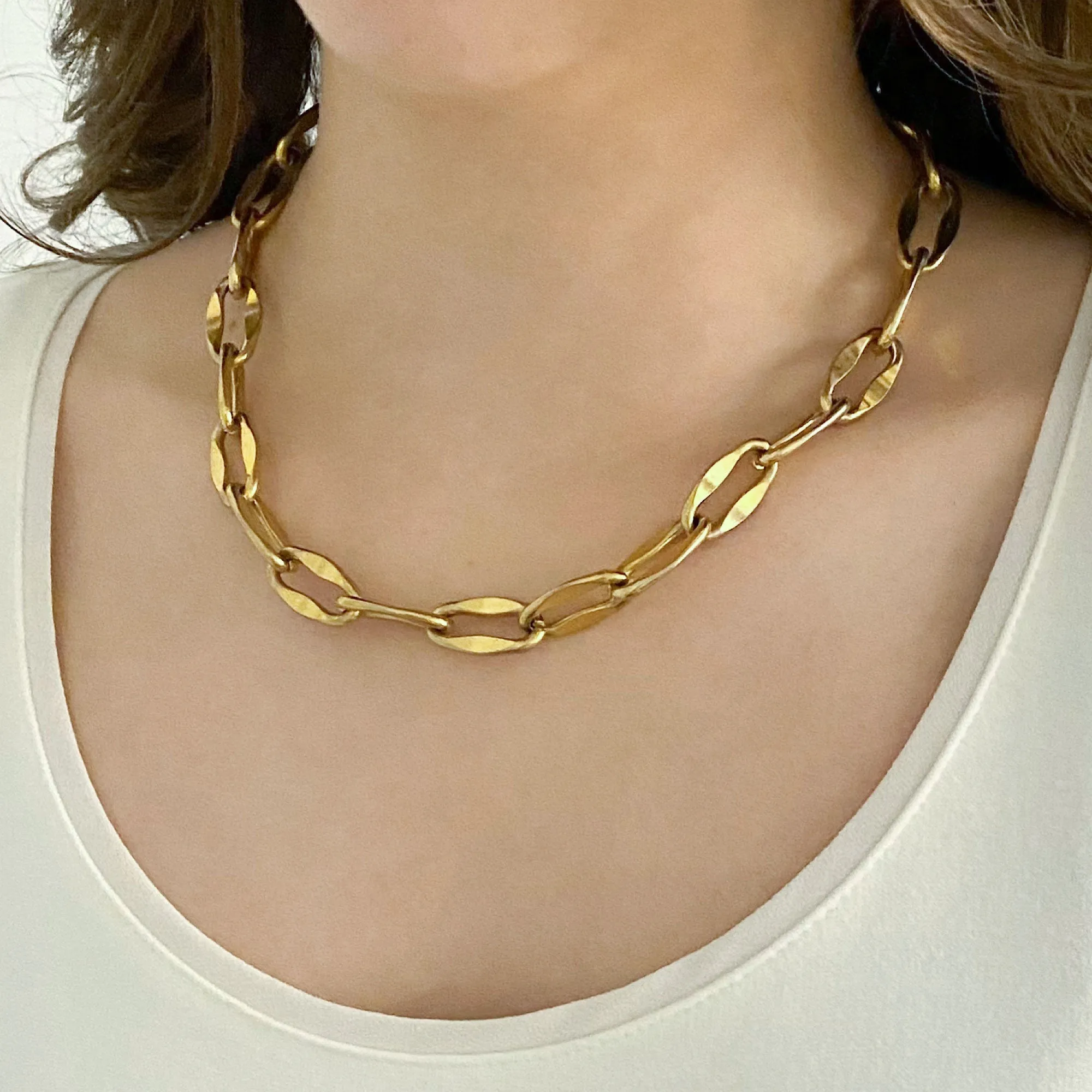 WARWICK elongated link gold chain necklace